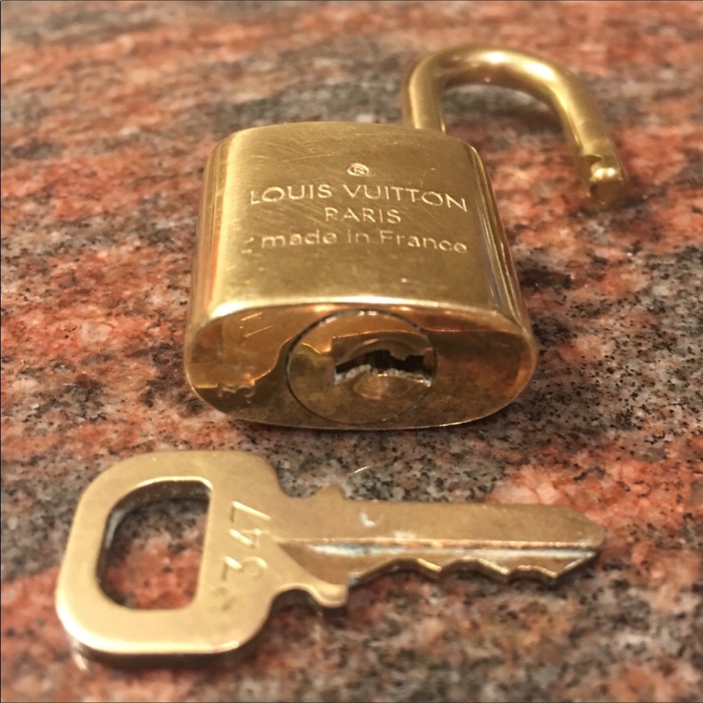 Authentic Lock and Key Set, in GUC!!